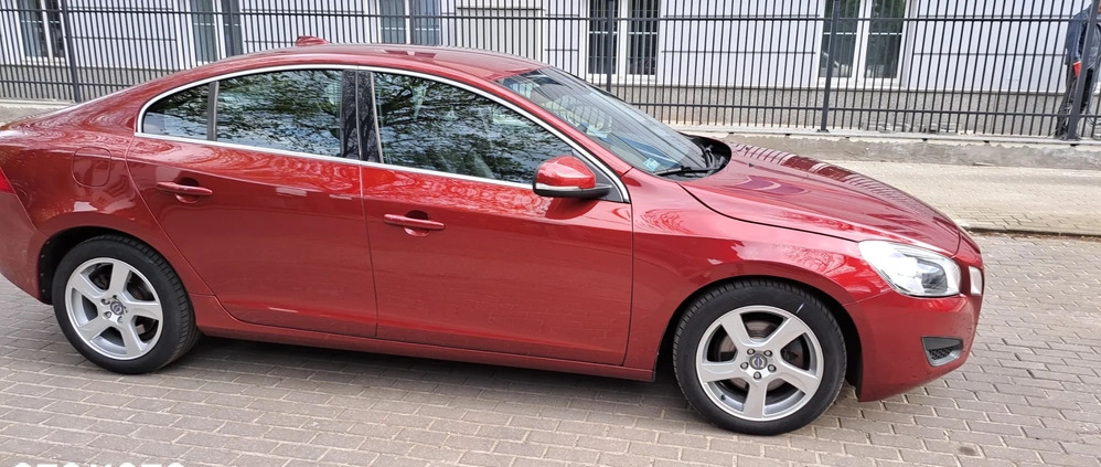 Volvo S60 cena 30900 przebieg: 246000, rok produkcji 2010 z Warszawa małe 46